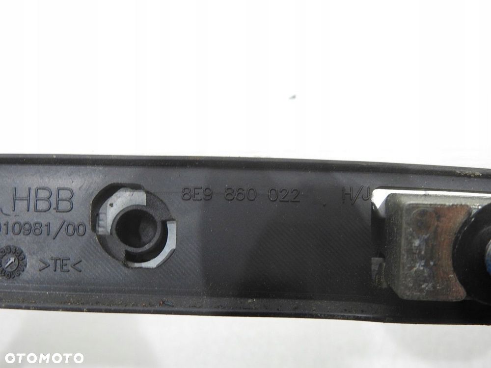 RELING DACHOWY PRAWY AUDI A4 B7 AVANT - 9