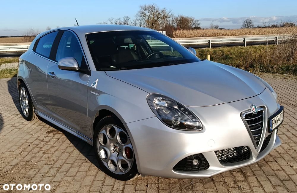 Alfa Romeo Giulietta 1.8 TBi 16V Quadrifoglio Verde - 1