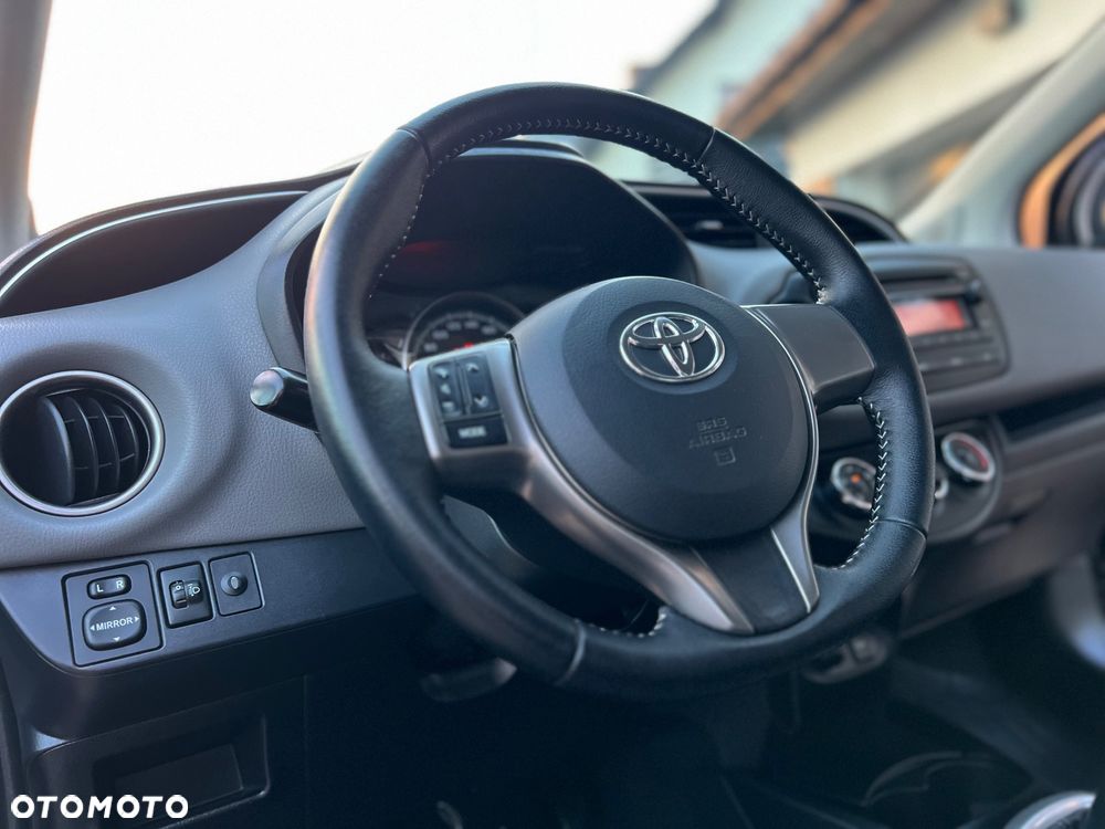 Toyota Yaris 1.0 Premium EU6 - 34