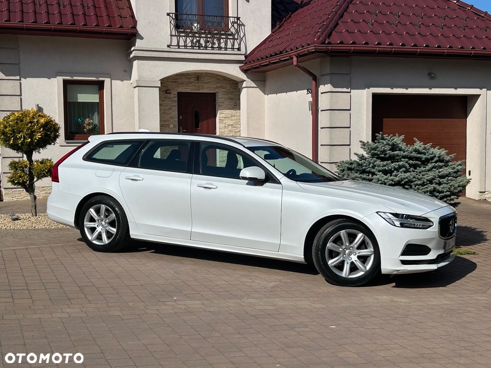 Volvo V90 D3 Momentum Pro - 11