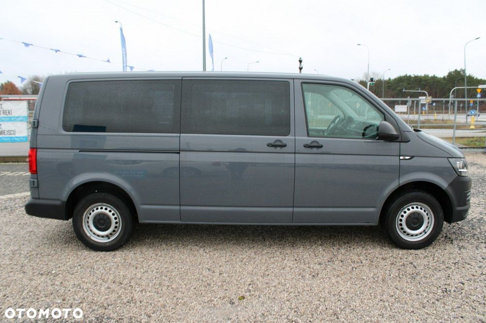 Volkswagen Caravelle - 5