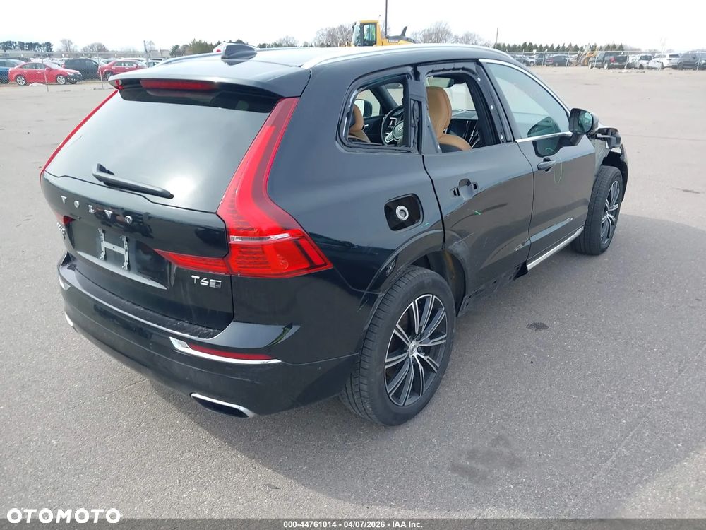 Volvo XC 60 T6 AWD Inscription - 4