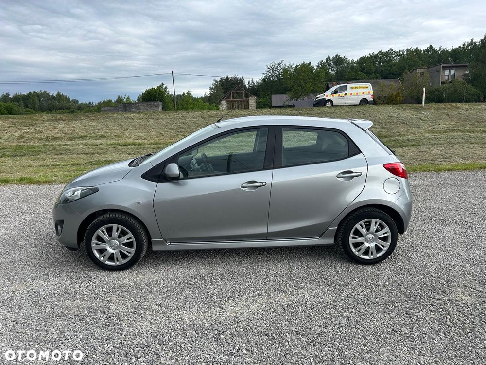 Mazda 2 - 21