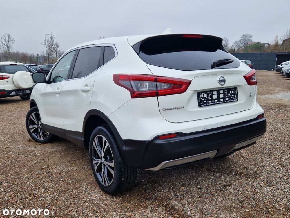 Nissan Qashqai 1.3 DIG-T N-CONNECTA - 29