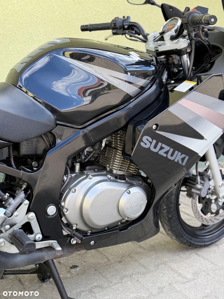 Suzuki GS - 15