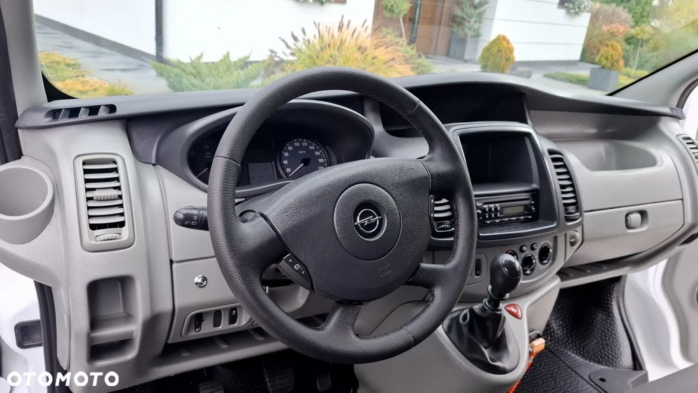 Opel VIVARO - 18
