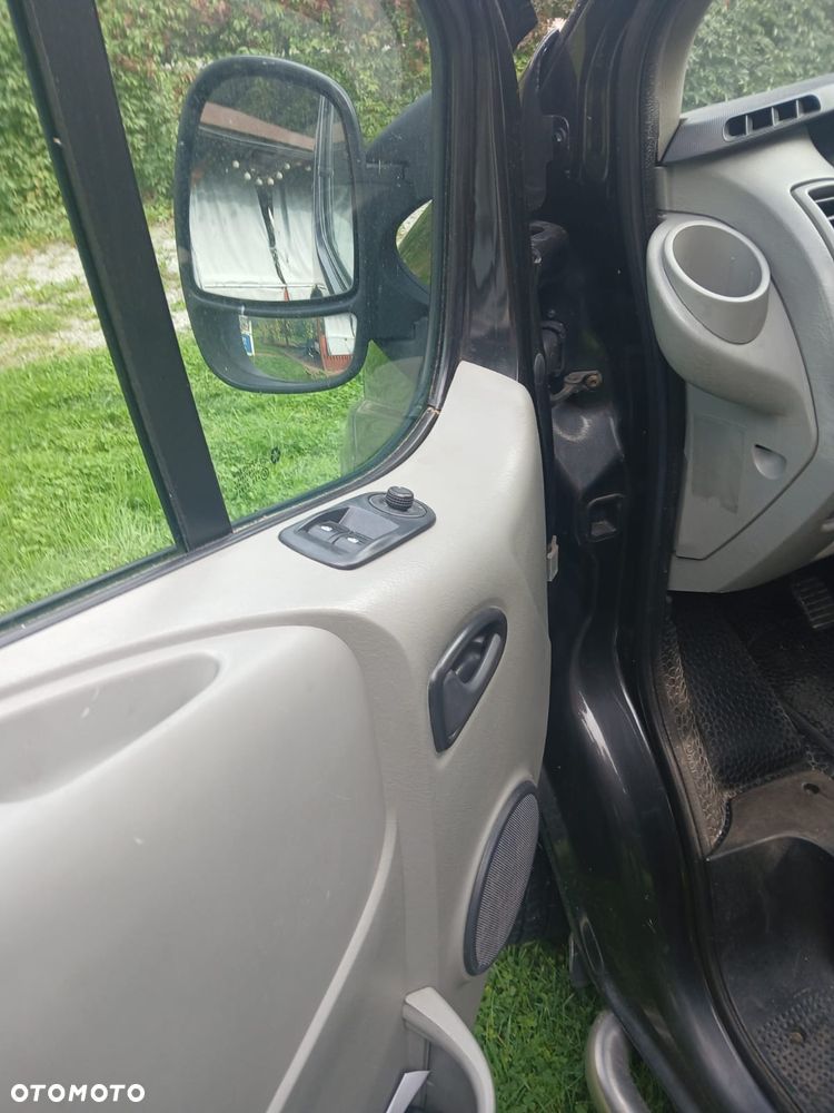 Opel Vivaro - 36