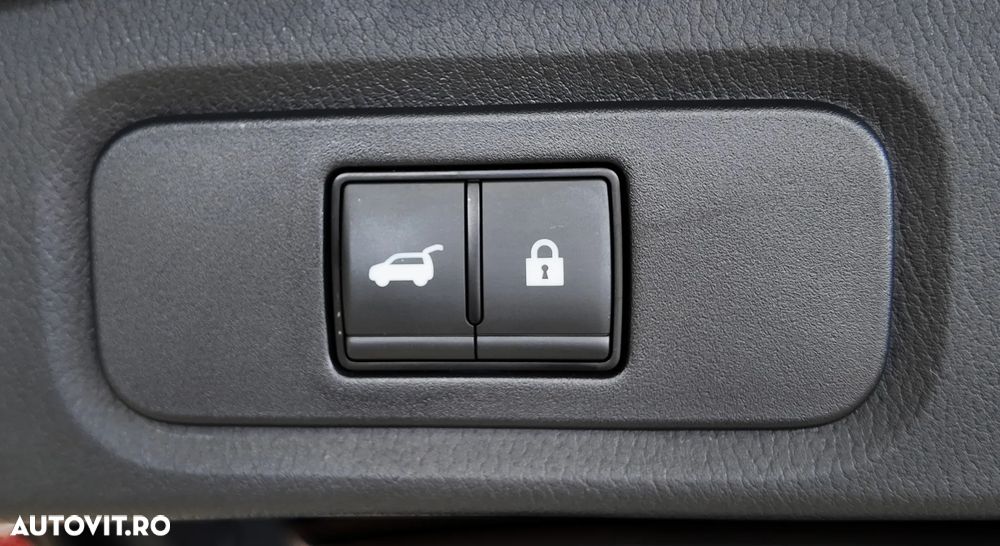 Nissan Qashqai 1.3 DIG-T MHEV Xtronic N-Connecta - 37