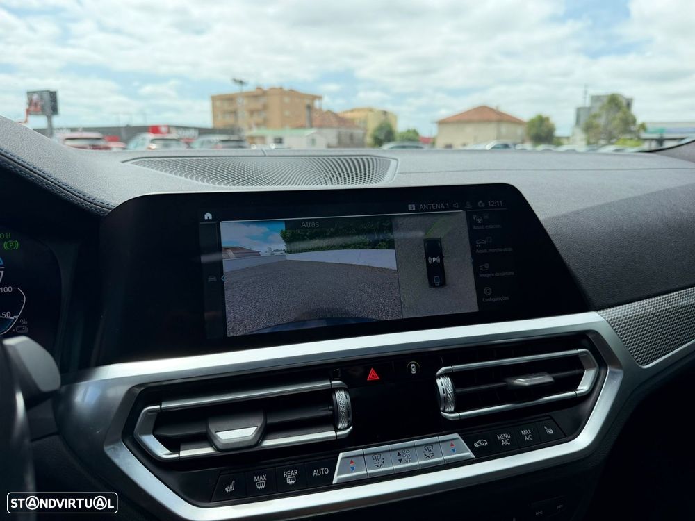 BMW 330 - 45