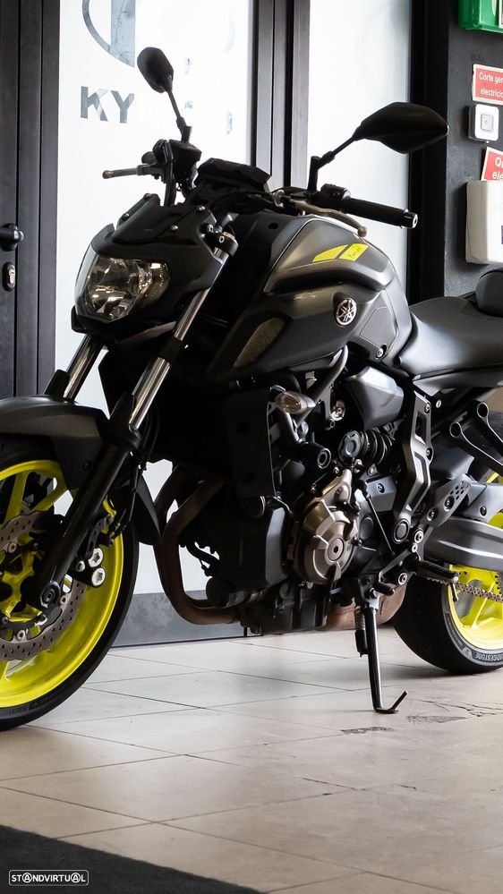 Yamaha MT-07 - 3