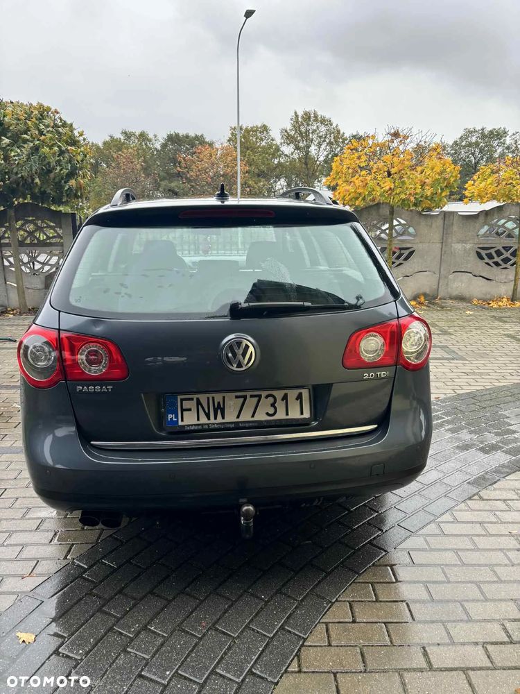 Volkswagen Passat 2.0 TDI DPF Comfortline - 12