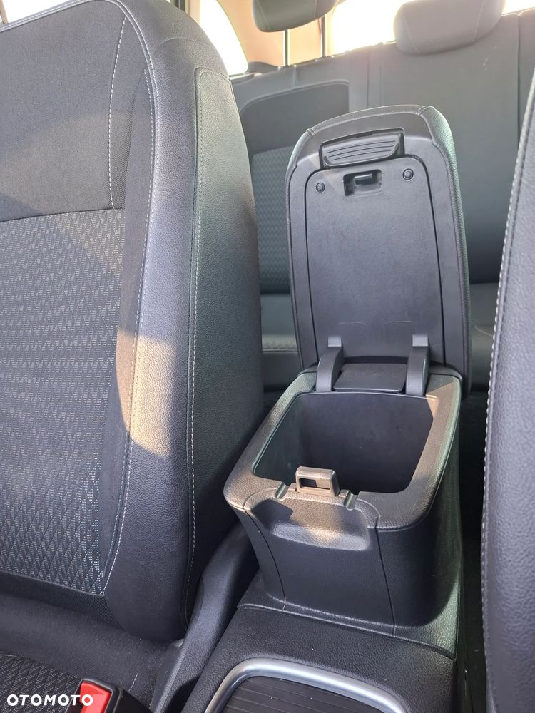 Opel Astra 1.6 CDTI Sport - 10