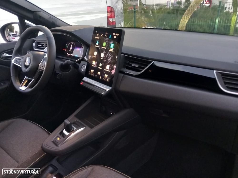 Mitsubishi Grandis 1.3 DI-T Intense 7DCT - 10