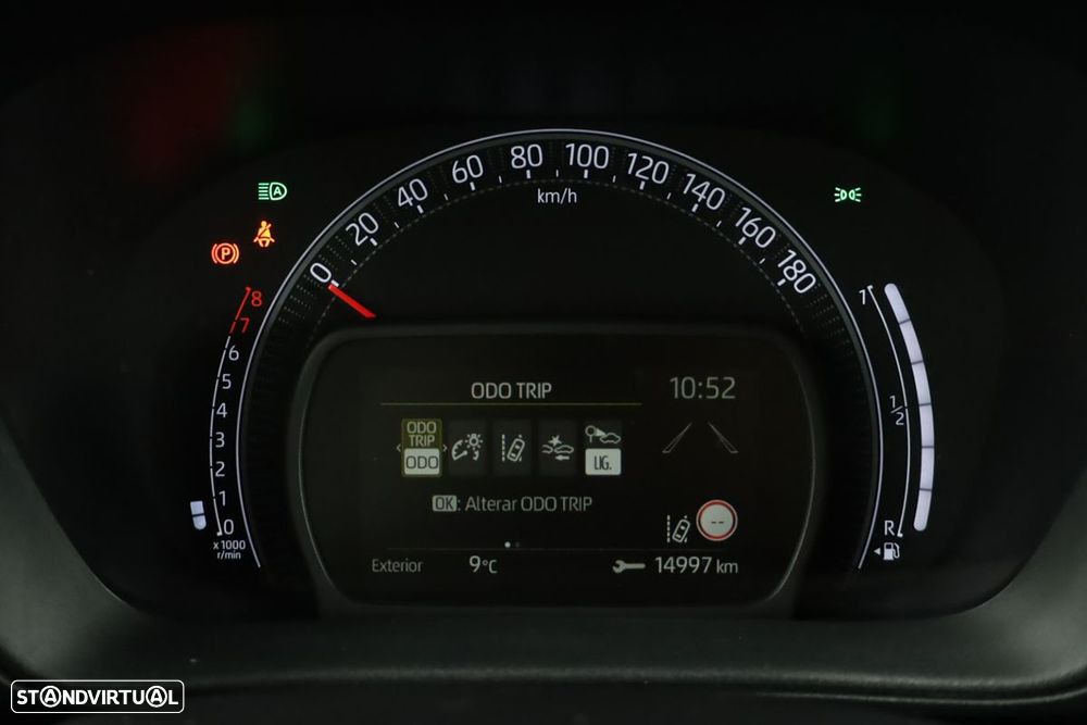 Toyota Aygo 1.0 X-Play - 14