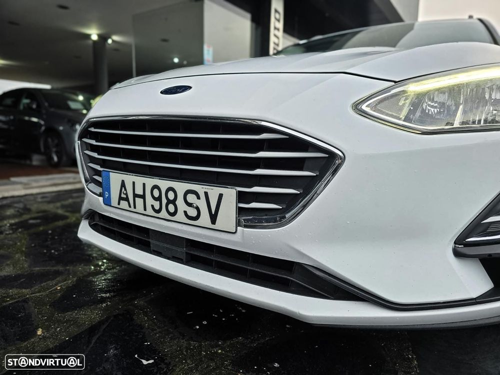 Ford Focus SW 1.5 TDCi EcoBlue Business - 9