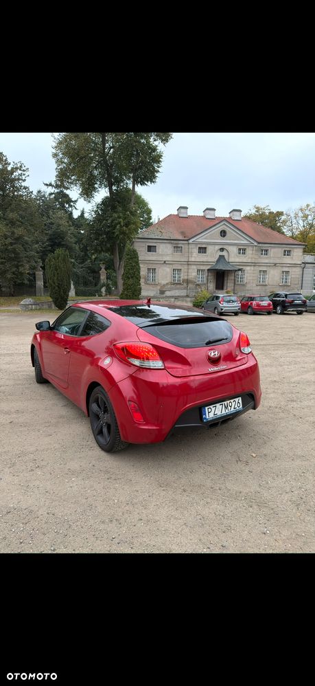 Hyundai Veloster 2011 photo 2