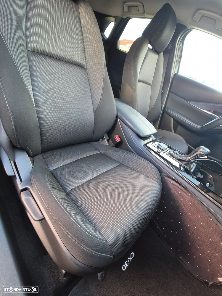 Mazda CX-30 2.0 e-Skyactiv-G Prime-line AT - 2