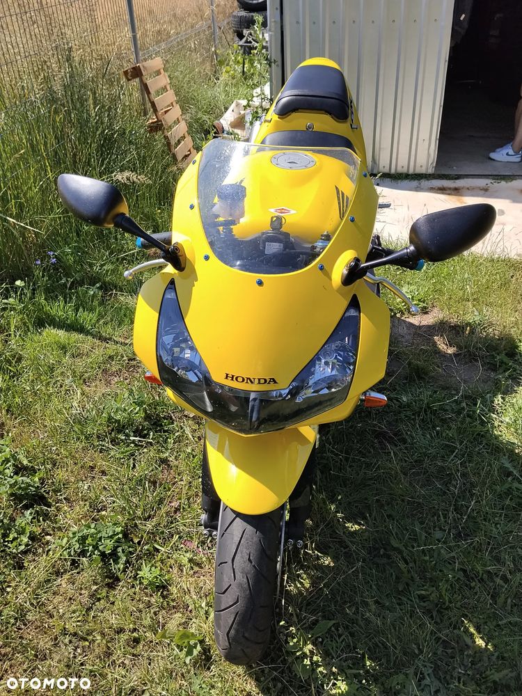 Honda CBR - 4