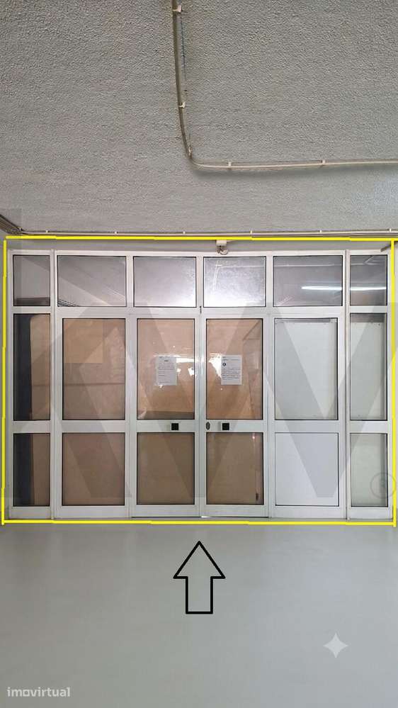 Garagem - Box com Luz Natural com 29,3 m2 em Linda-a-Velha - Grande imagem: 3/11