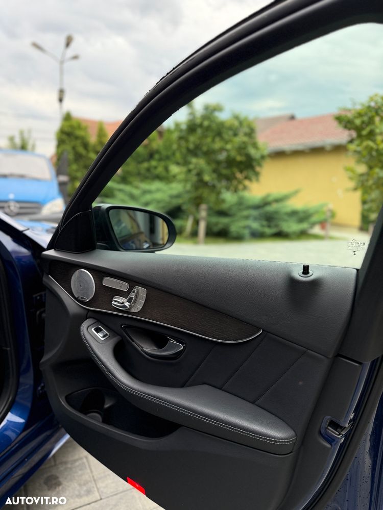Mercedes-Benz C 300 e T 9G-TRONIC AMG Line - 18