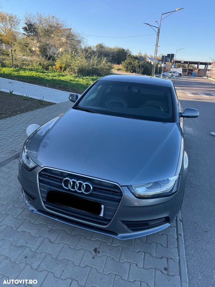 Audi A4 2.0 TDI DPF multitronic S line Sportpaket - 3