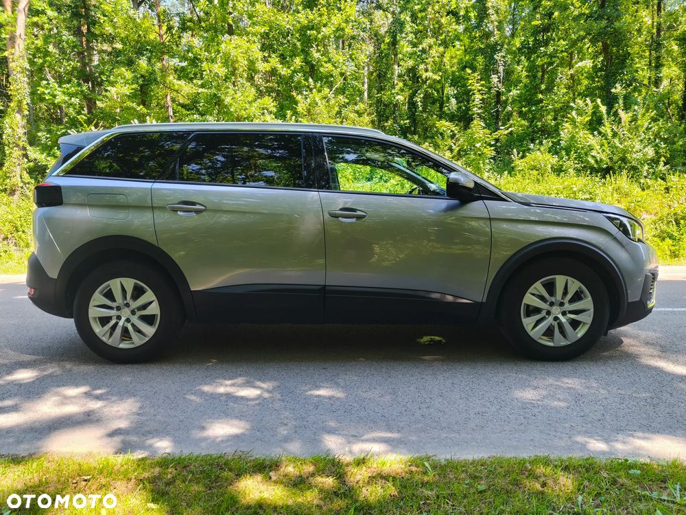 Peugeot 5008 - 26