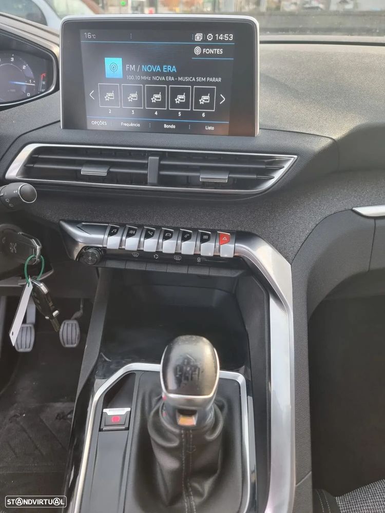 Peugeot 5008 - 15
