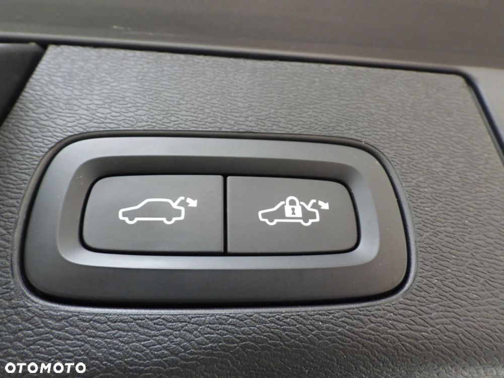 Volvo XC 60 B4 D Geartronic Inscription - 36