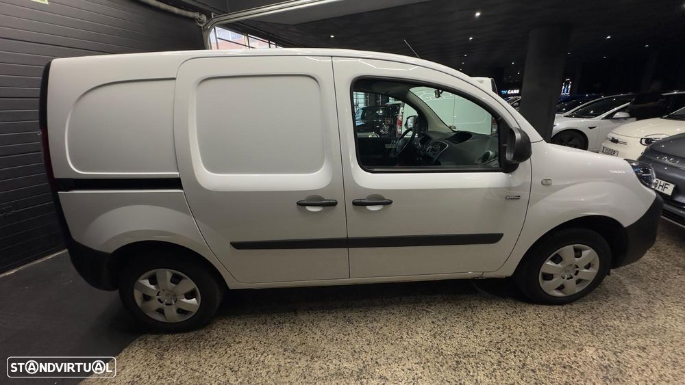 Renault kangoo  ZE - 8