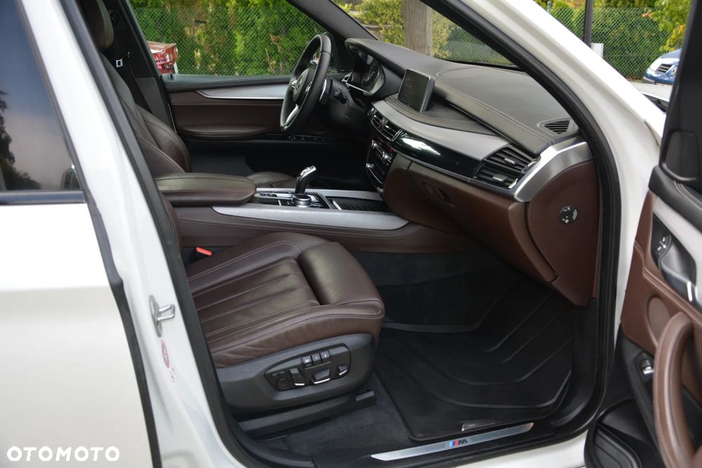 BMW X5 xDrive30d - 16