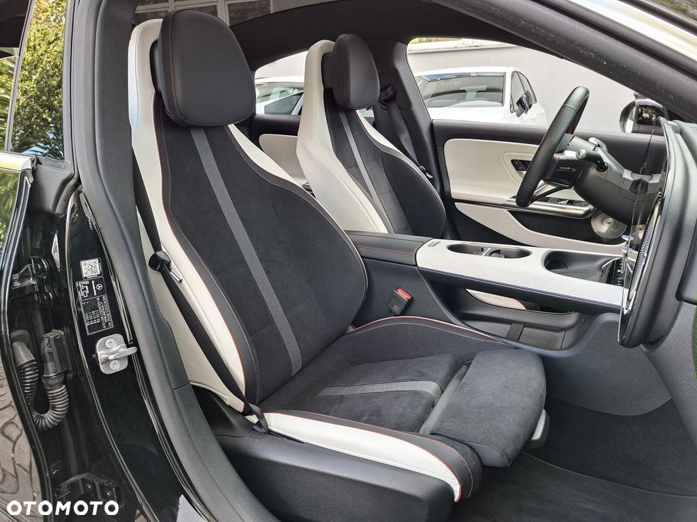 Mercedes-Benz CLA 2025