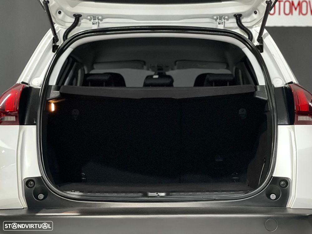 Peugeot 2008 1.2 PureTech Style - 11