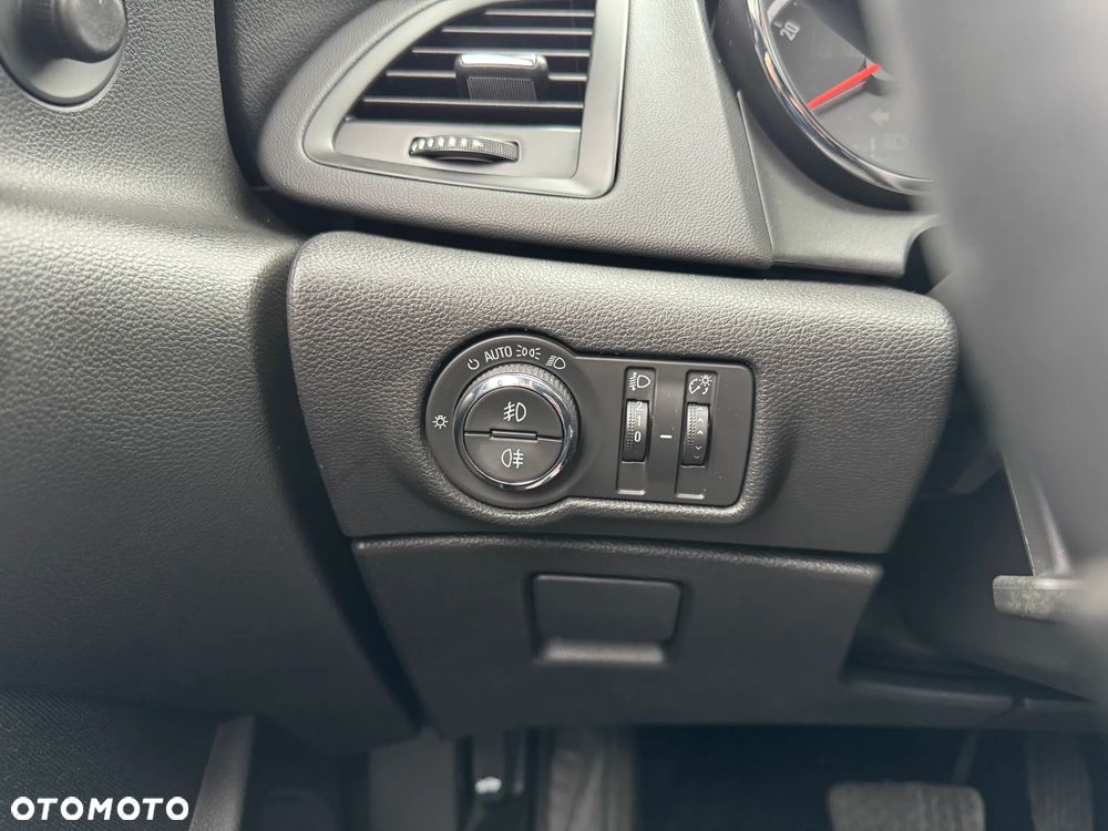 Opel Astra 1.4 Turbo Automatik Selection - 22