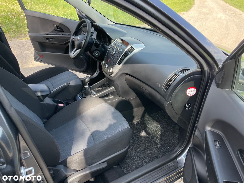 Kia Ceed 1.4 CVVT Vision - 13