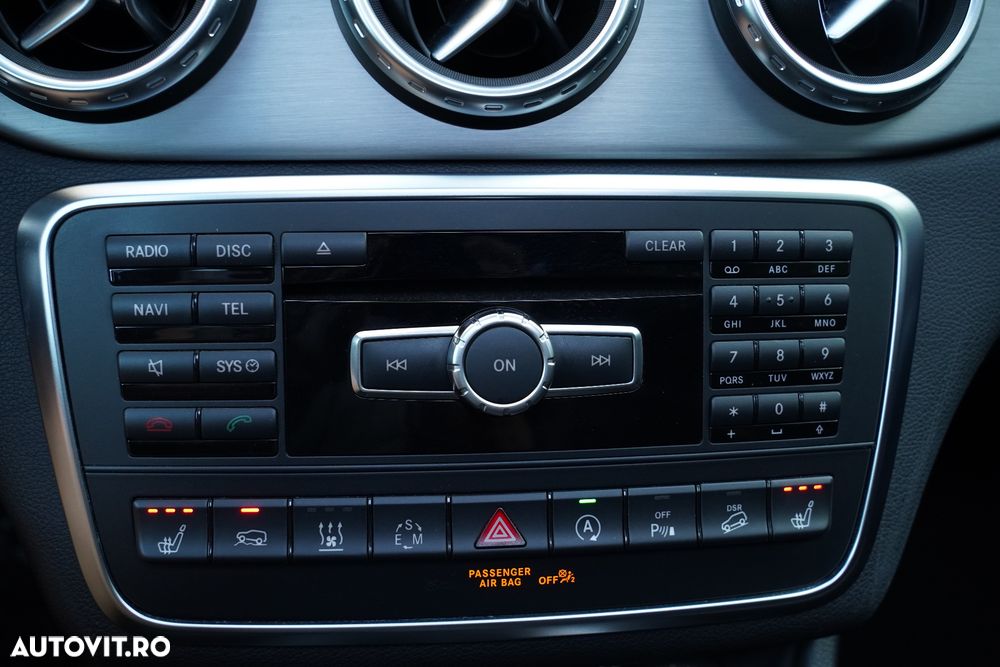 Mercedes-Benz GLA 220 d 4MATIC 7G-DCT AMG Line - 27