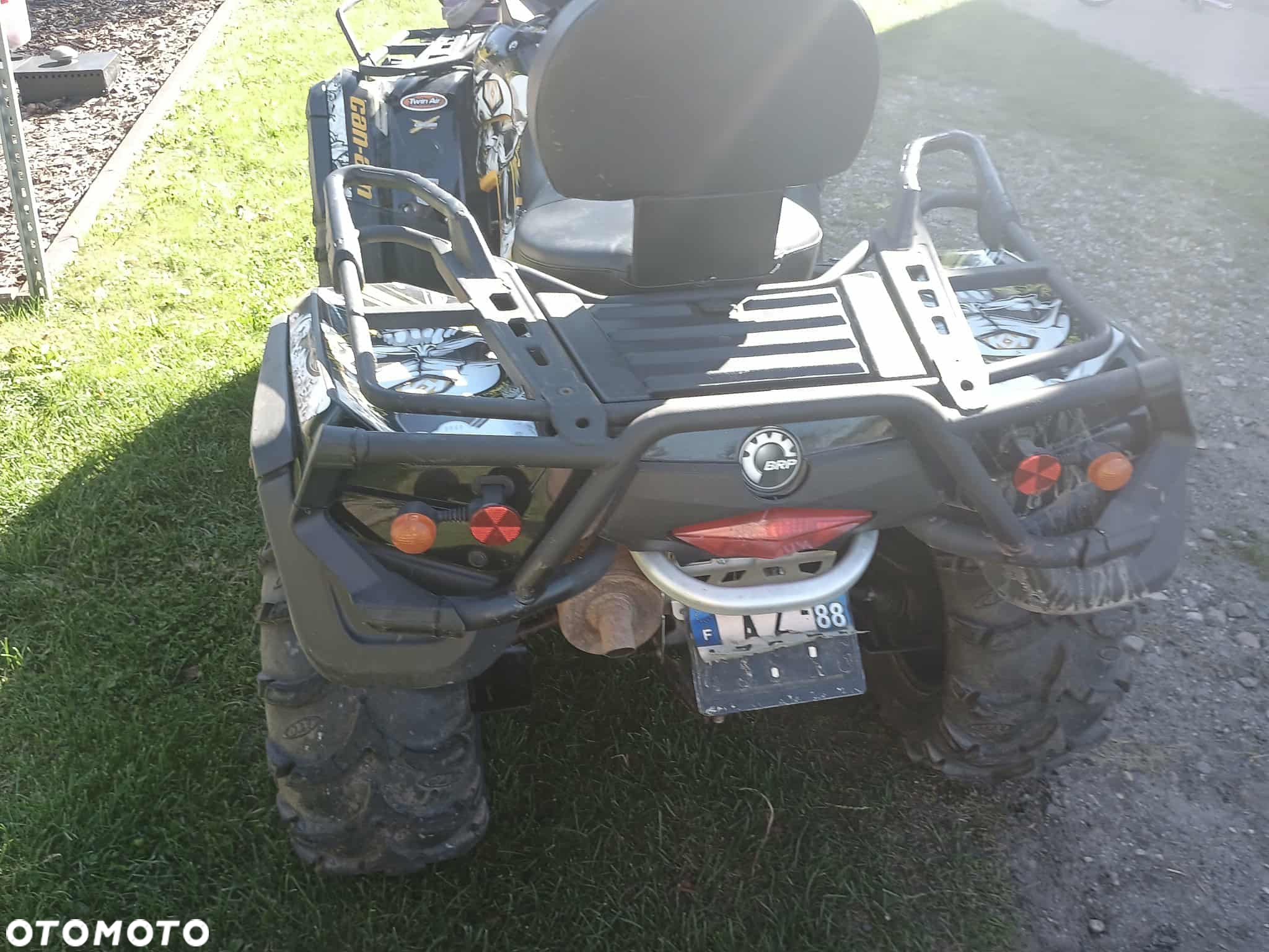 Can-Am Outlander - 6