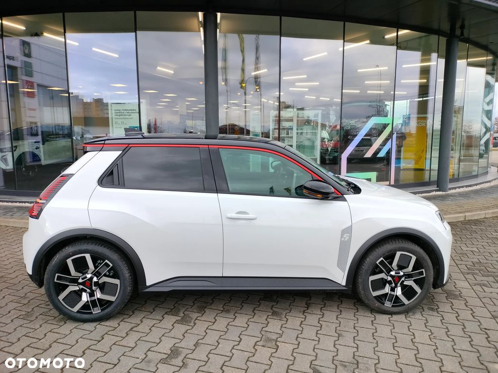 Renault 5 E-Tech Techno 150 Comfort Range - 11