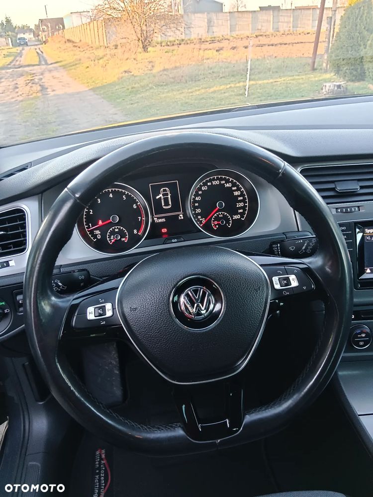 Volkswagen Golf 1.2 TSI BMT Start - 11