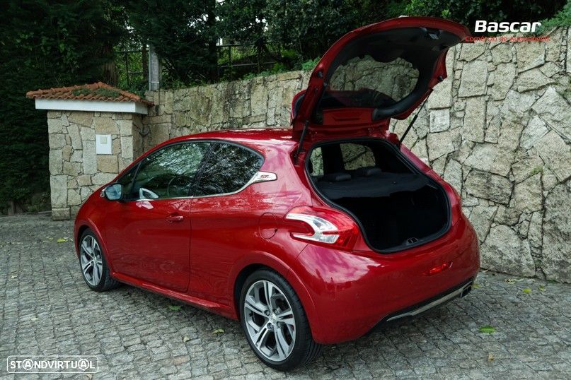 Peugeot 208 1.6 THP GTi - 13