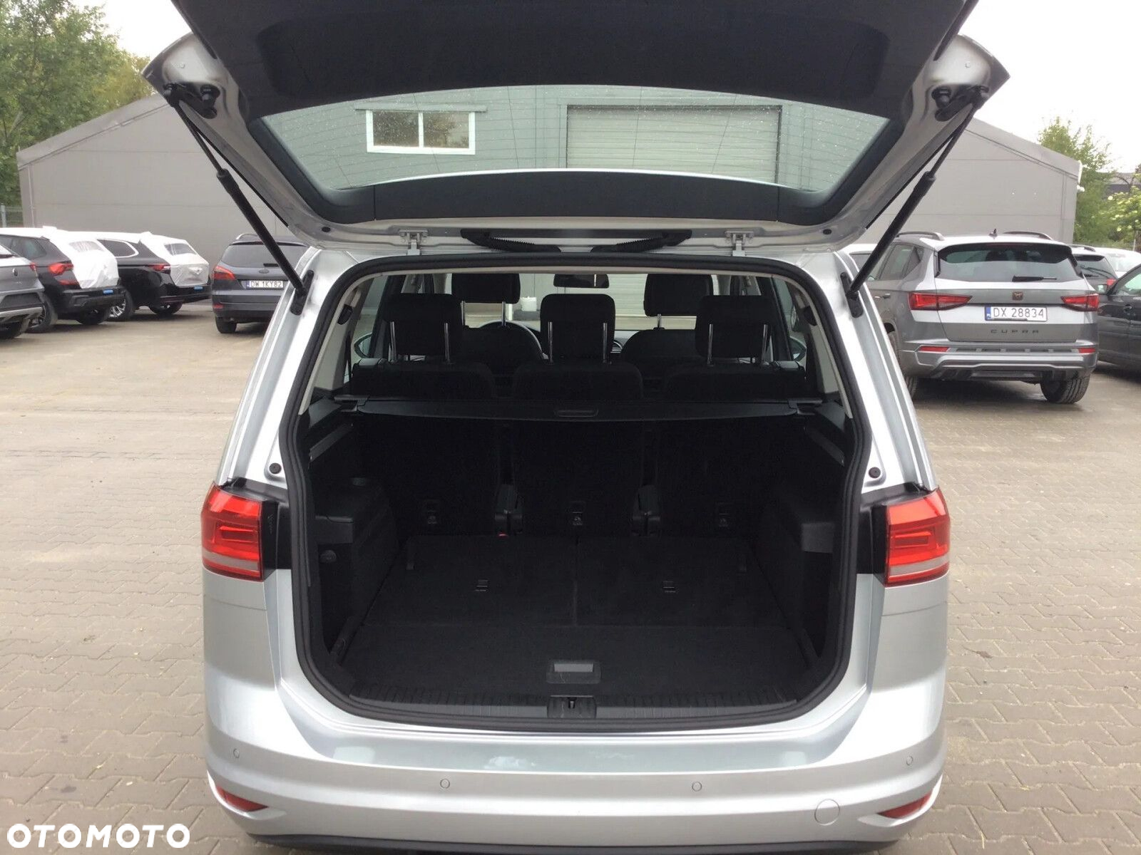 Volkswagen Touran 1.5 TSI EVO Comfortline - 22