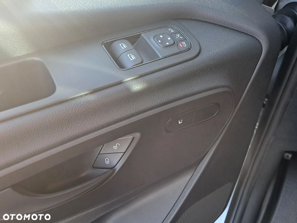 Mercedes-Benz Sprinter Furgon 319 CDI - 15