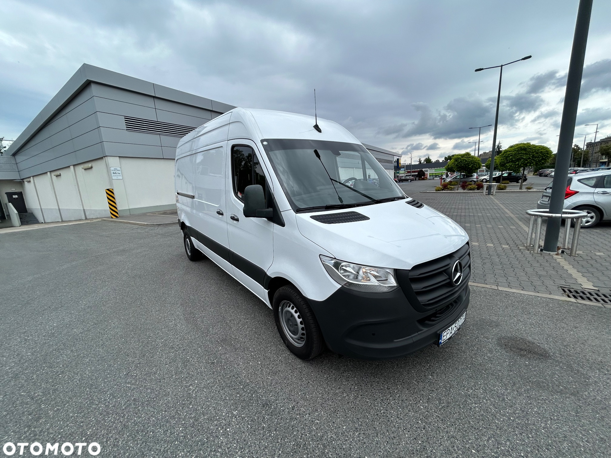 Mercedes-Benz Sprinter - 23