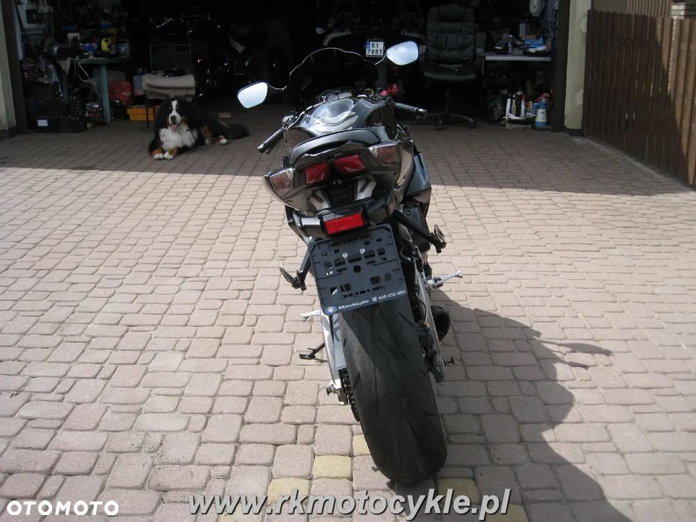 Suzuki GSX-R - 4