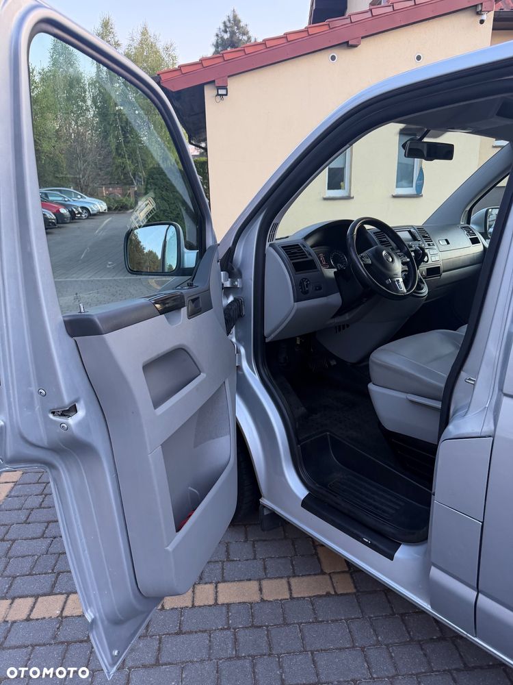 Volkswagen Transporter - 9