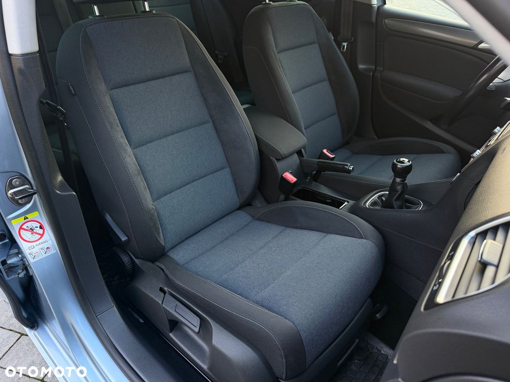 Volkswagen Golf 2.0 TDI DPF Team - 32