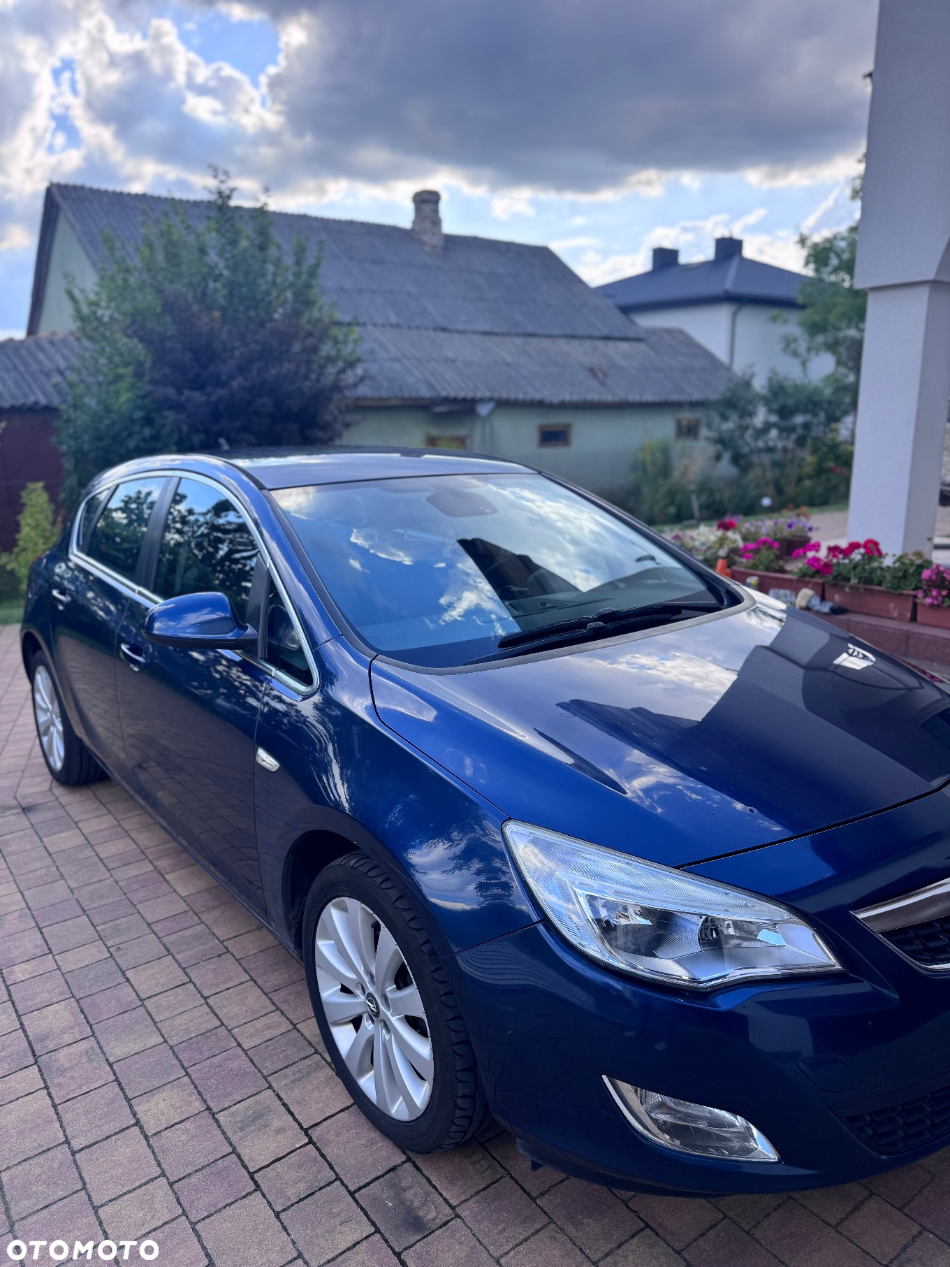 Opel Astra IV 1.4 T Cosmo - 6