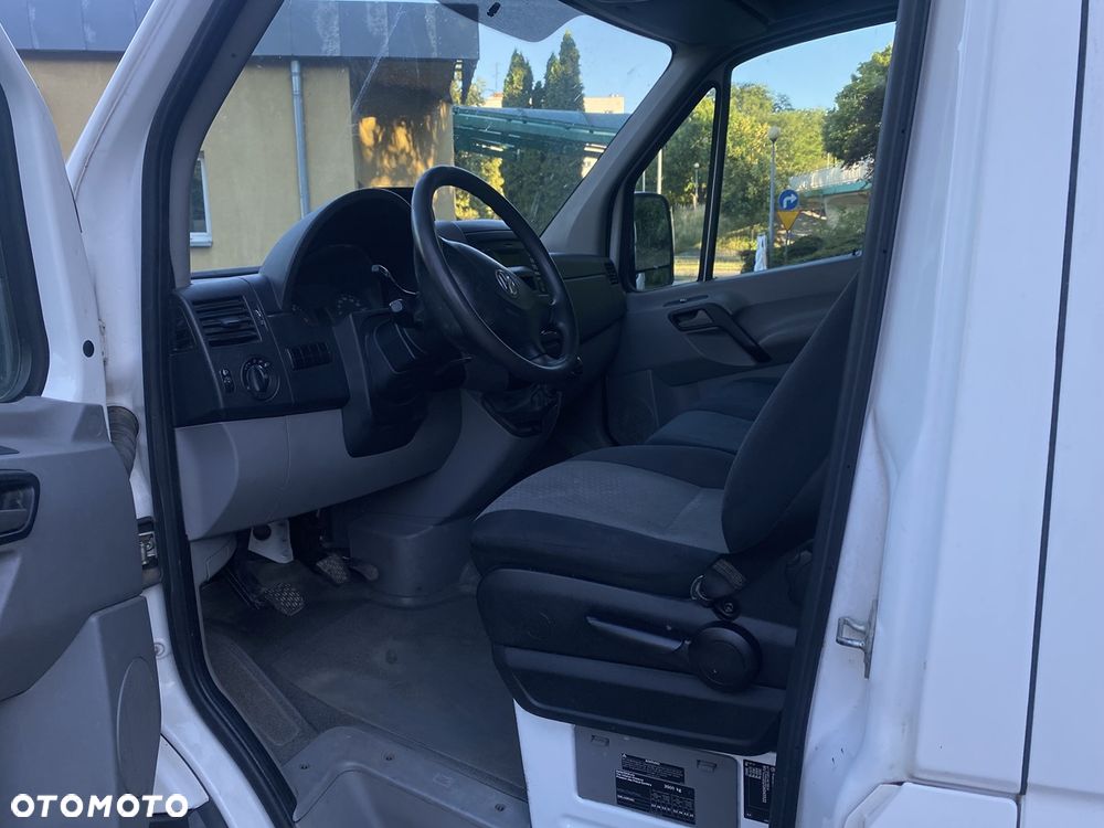 Volkswagen Crafter 2.0 Tdi 136KM Sredniak 3.3m Klima Kamera 2.8 tony hak  2016 Zadbany - 4