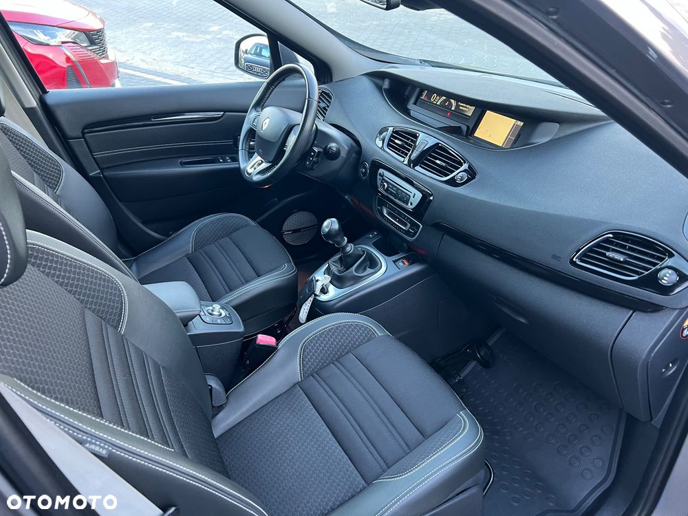 Renault Scenic 1.2 TCe Energy Bose - 26