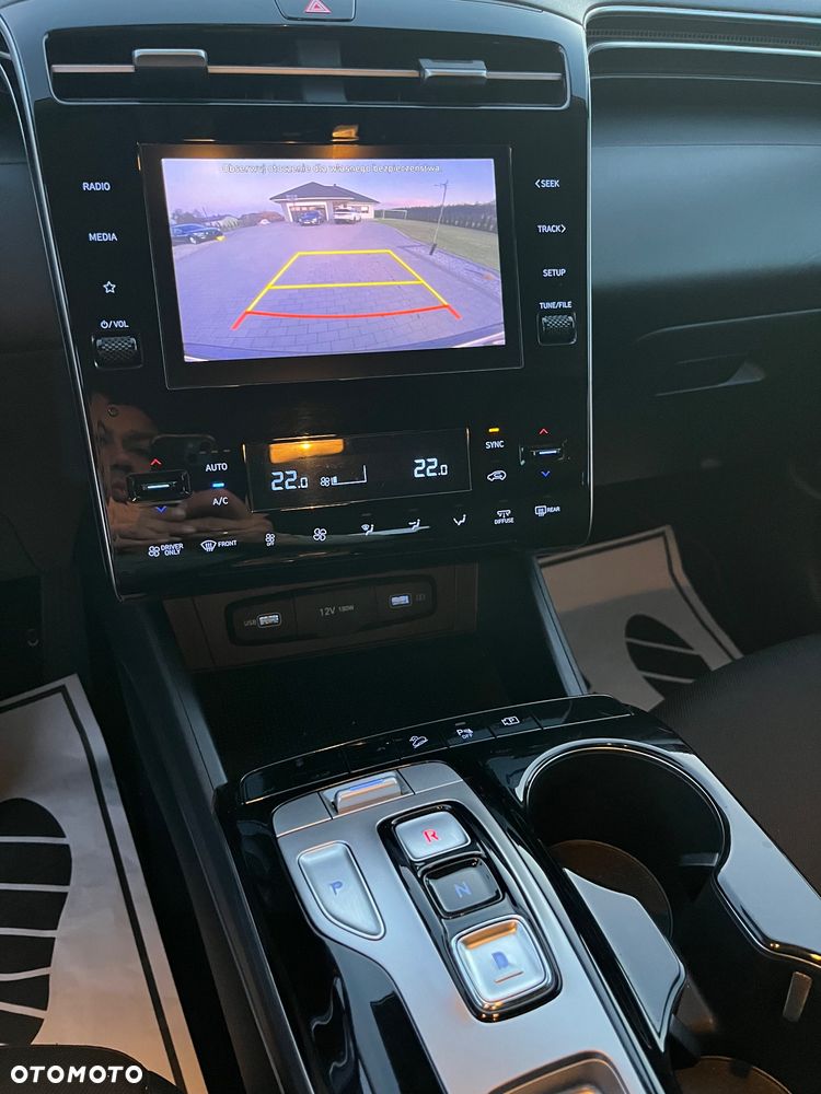 Hyundai Tucson 1.6 T-GDi HEV 2WD Select - 17