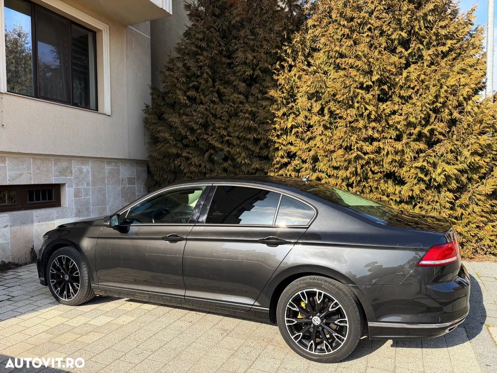 Volkswagen Passat - 10